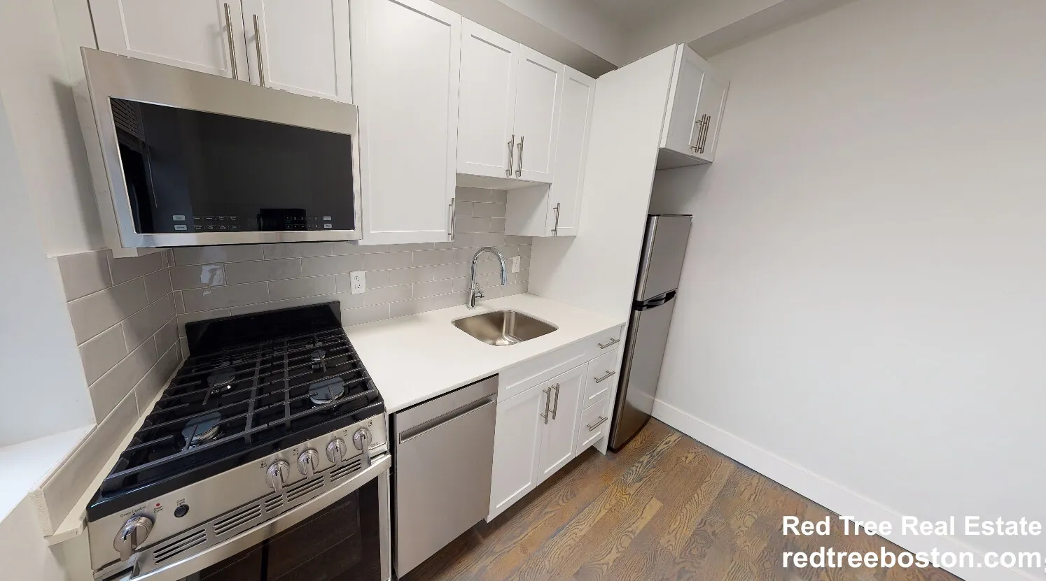 81 Park Dr, Fenway