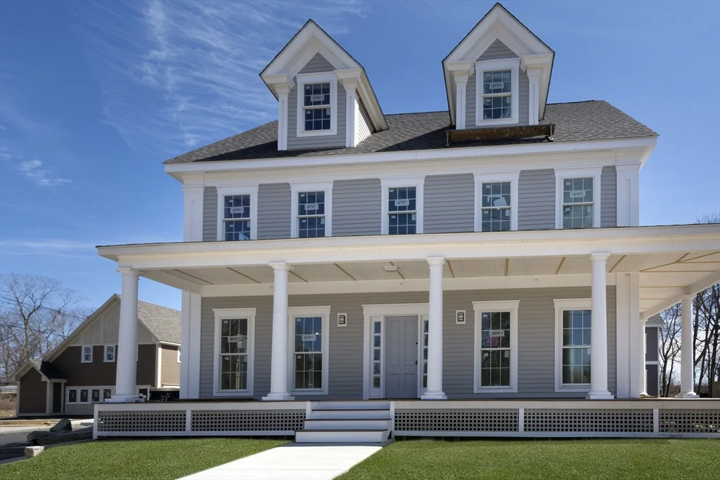 50 Country Way, Scituate