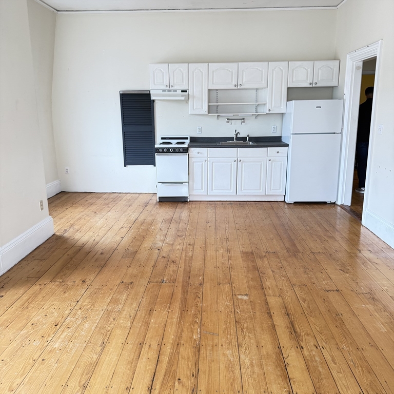 86 Ellery St, Mid-Cambridge