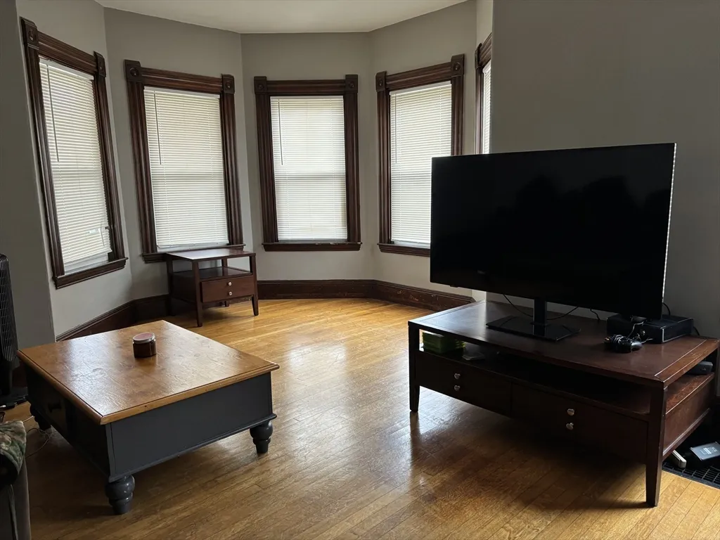 1122 Adams St, Dorchester