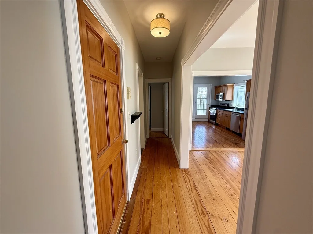38 Goldsmith St, Jamaica Plain