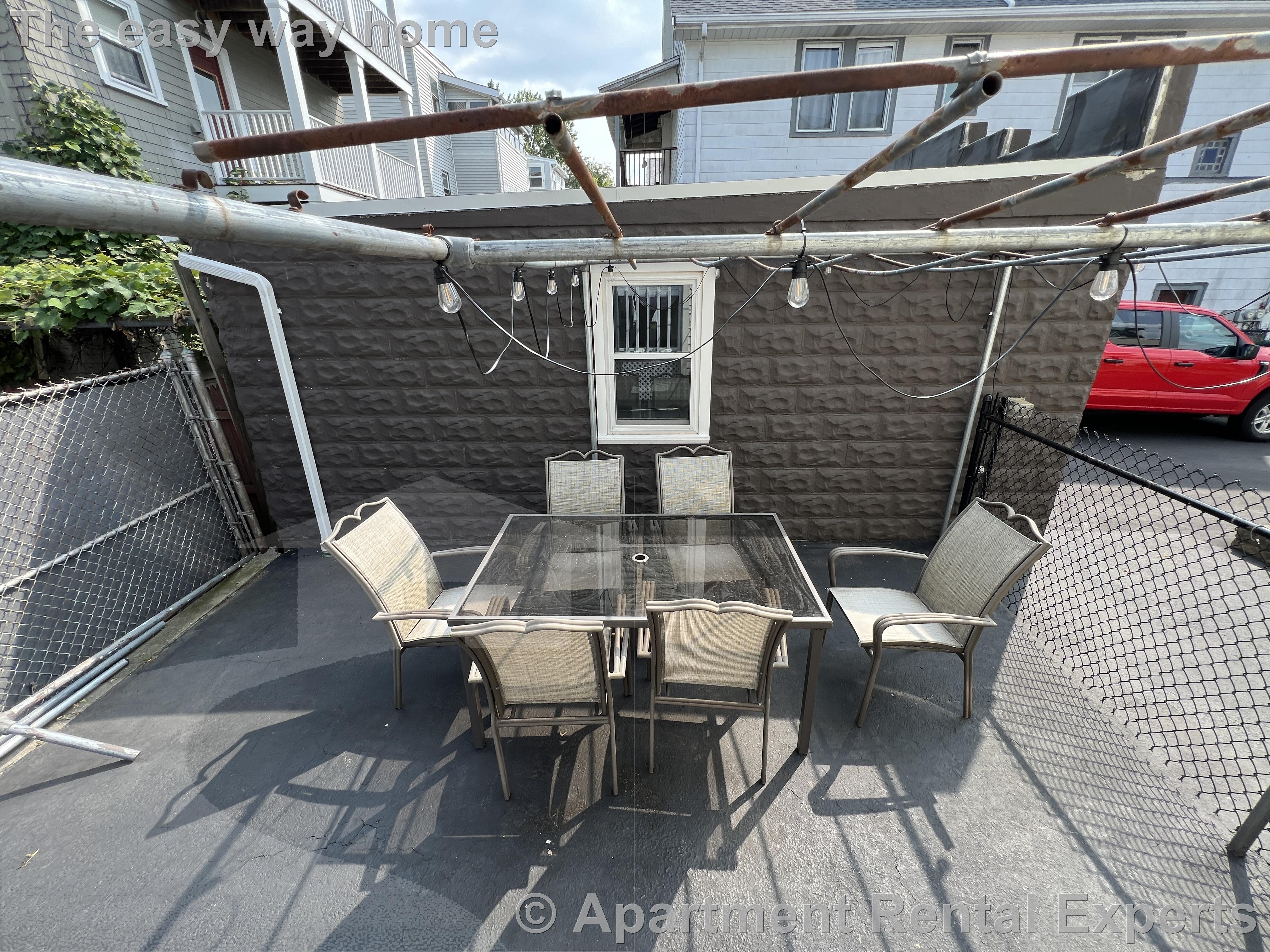 63 Boston Ave, Ball Square