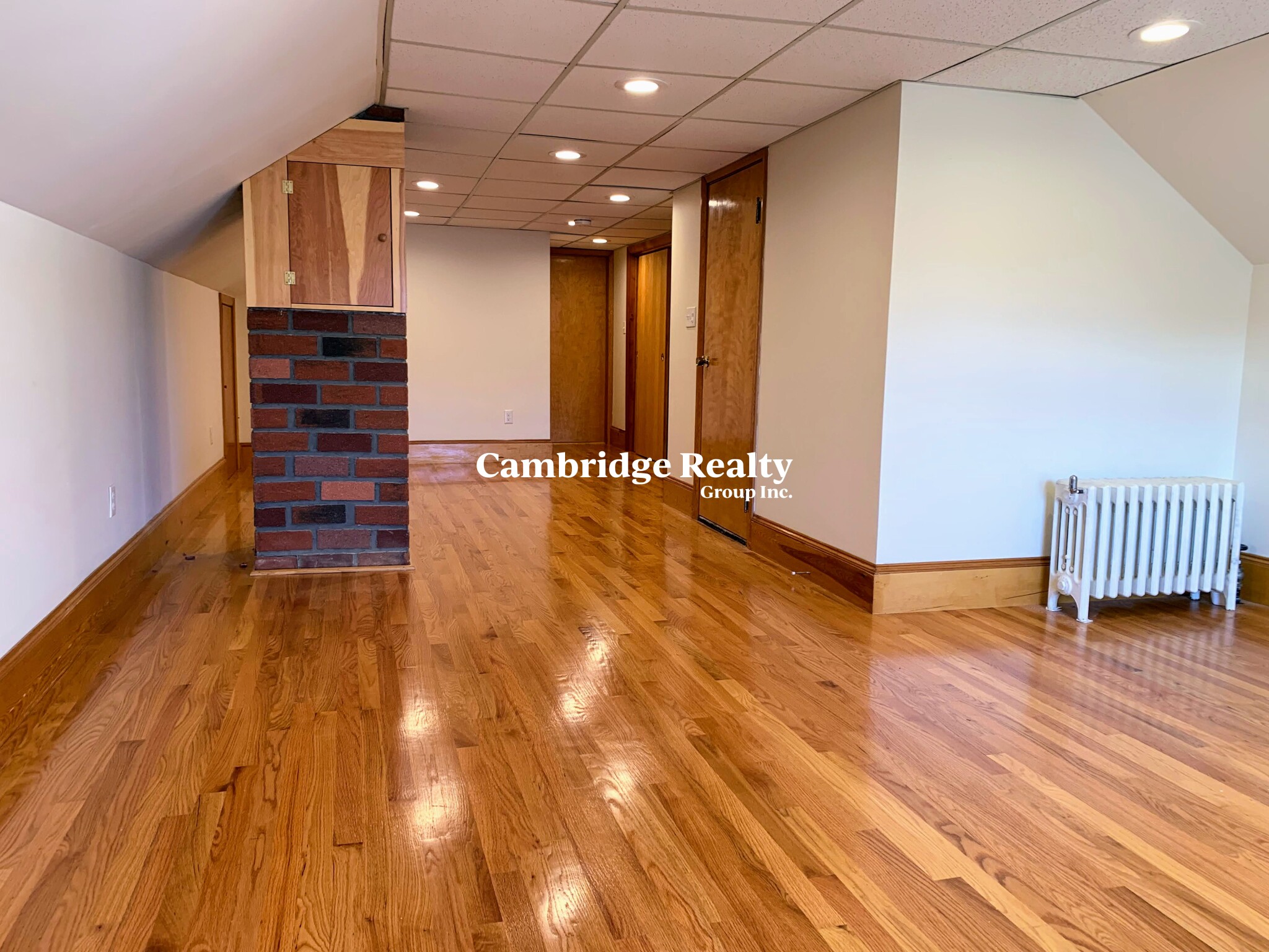 19 Adams St, Arlington