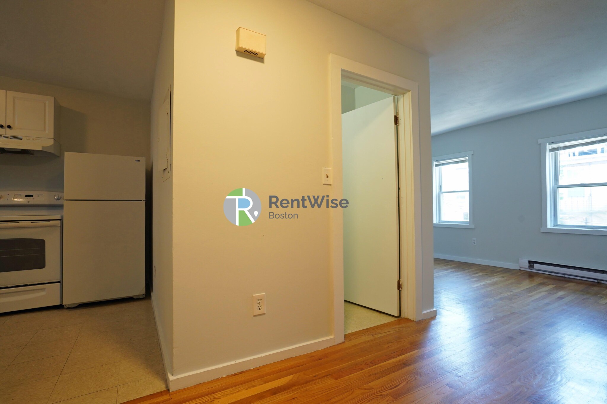 3 Schrepel Pl, South Boston