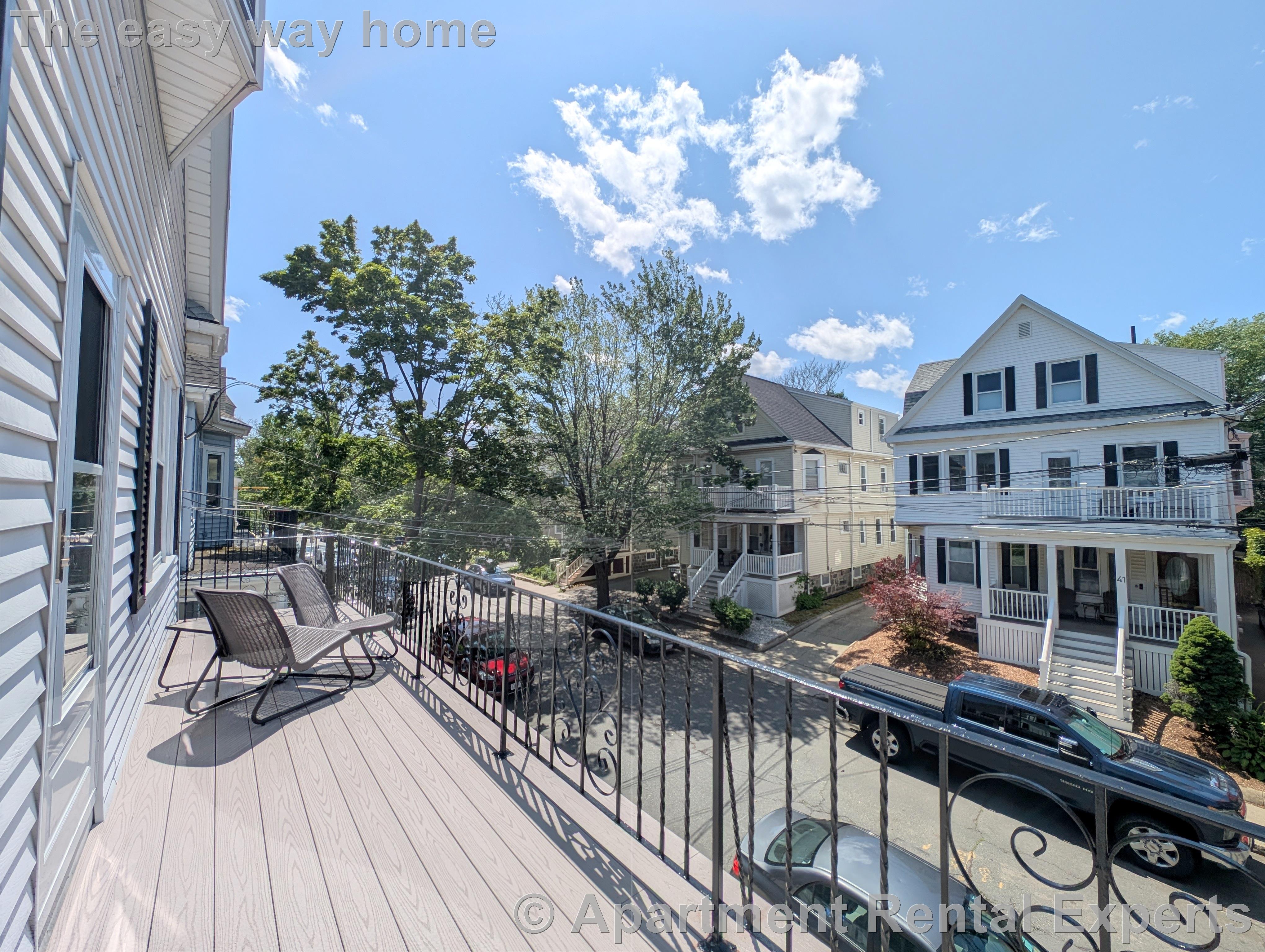 42 Lowden Ave, Davis Square