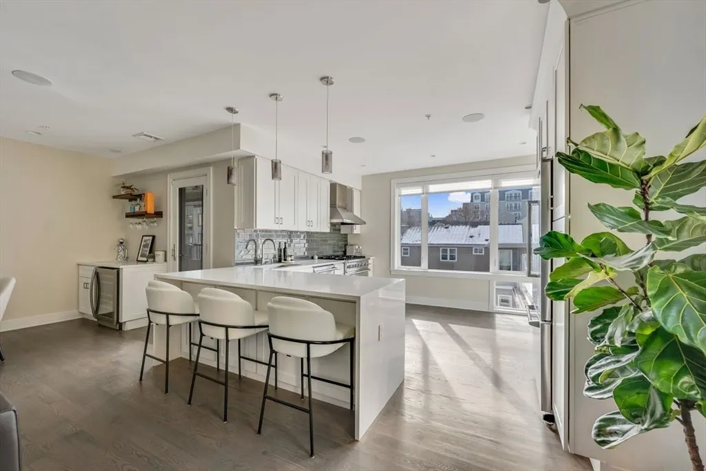 405 West First, South Boston