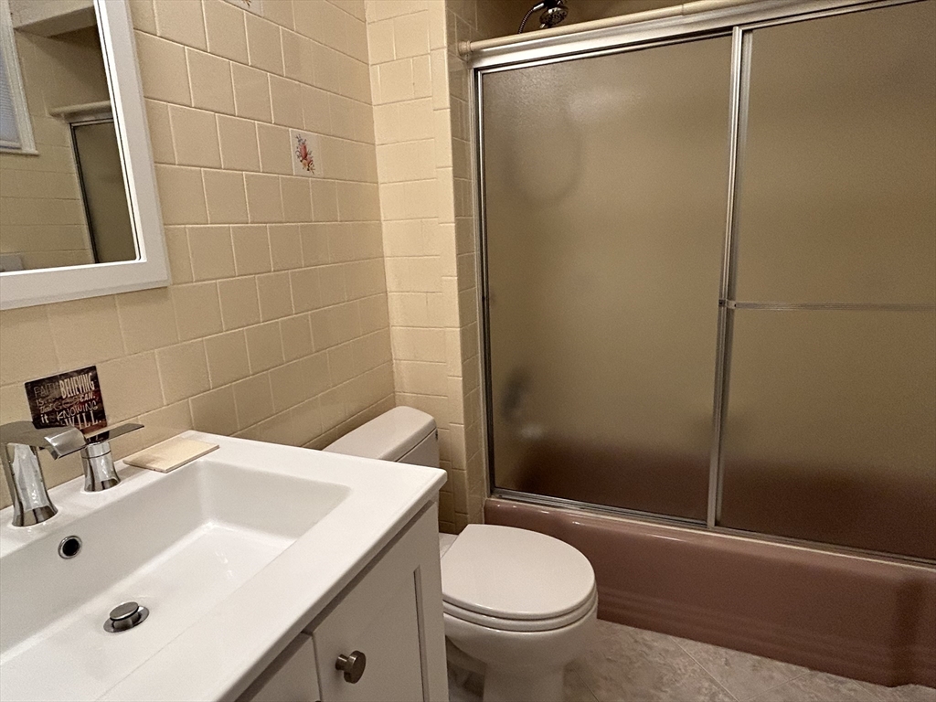 175 Maple St, Malden