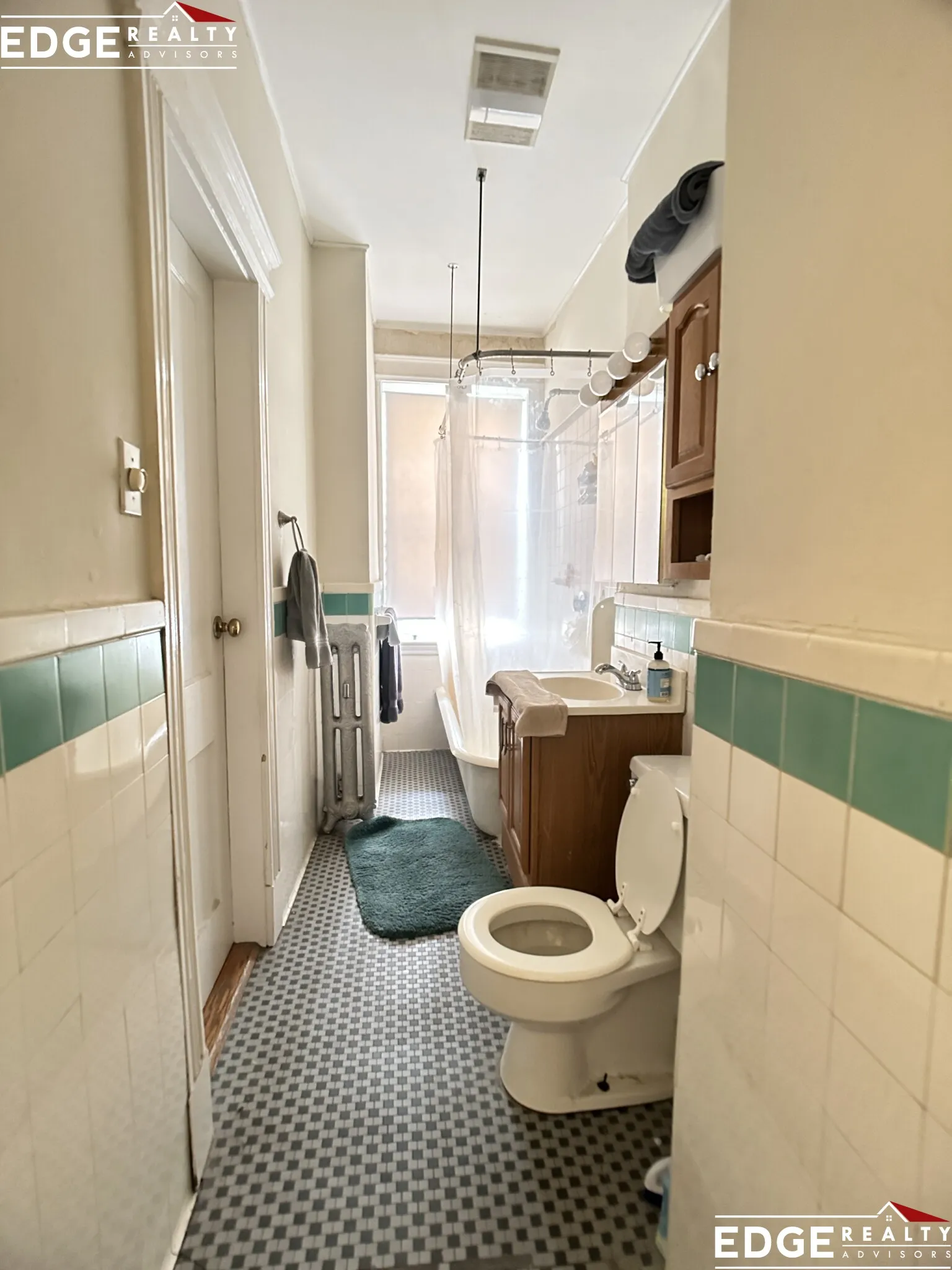 26 Park Vale Ave, Brighton