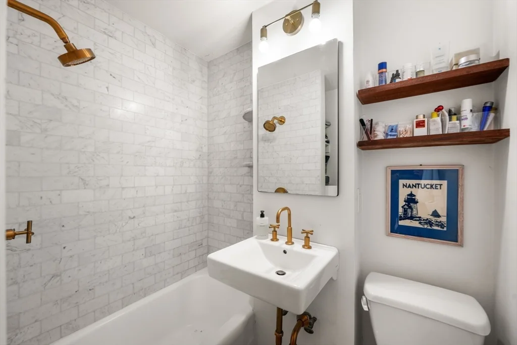 66 Appleton St, South End