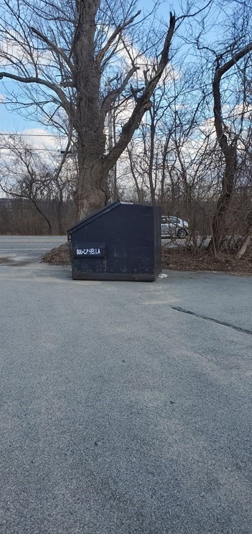 278 Dresser Hill, Dudley