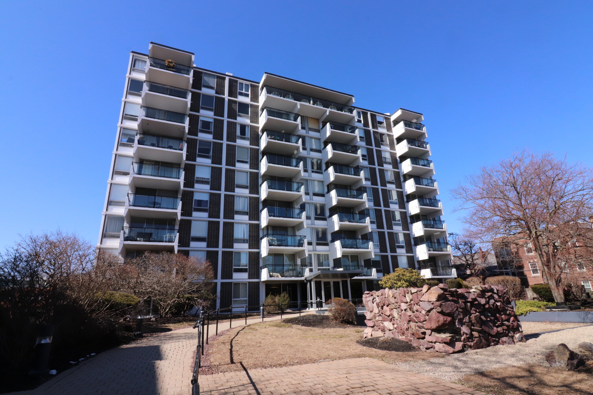 60 Babcock St, North Brookline