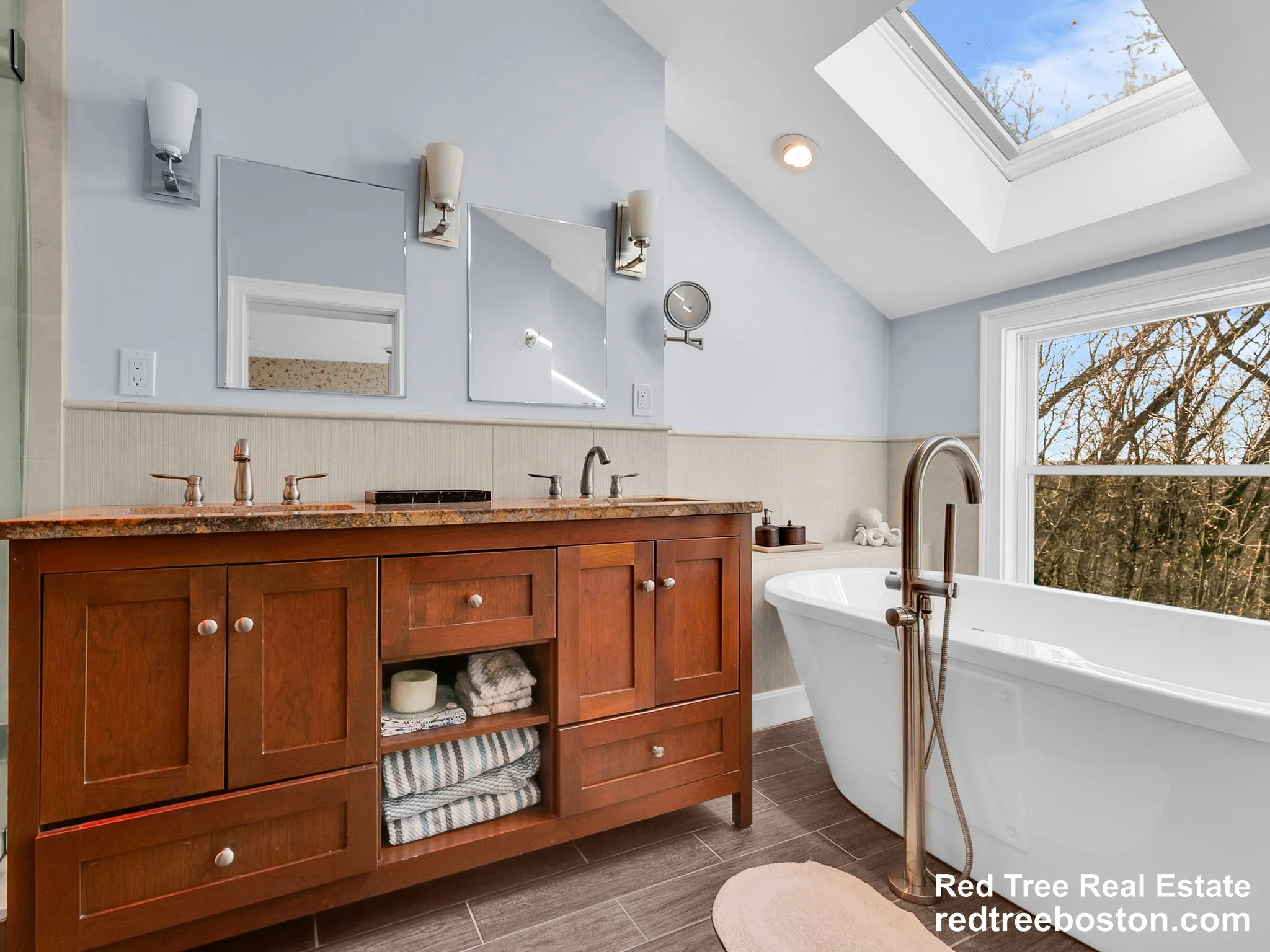 243 Upland Ave, Newton Highlands