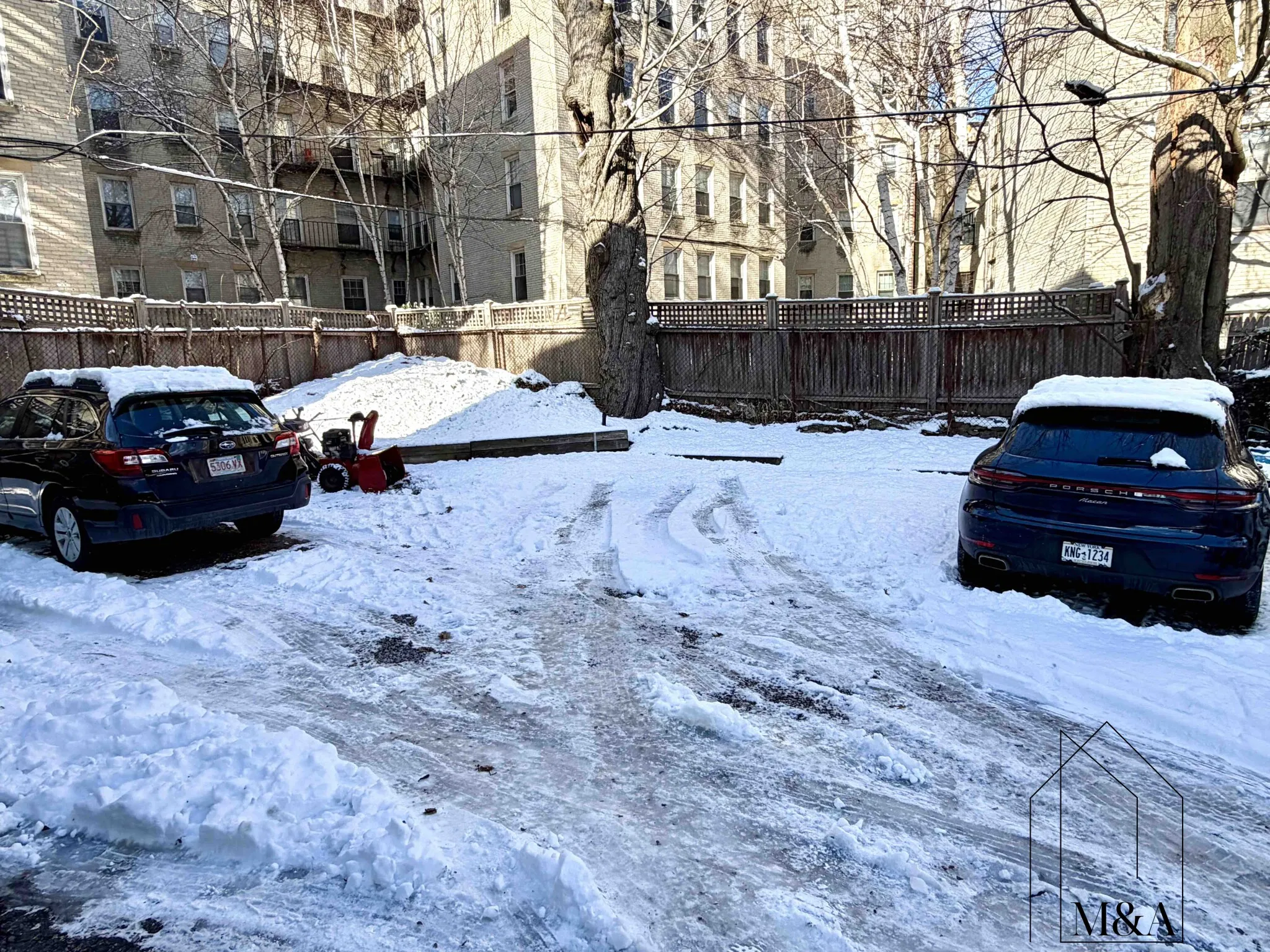 12 Braemore Rd, Brighton