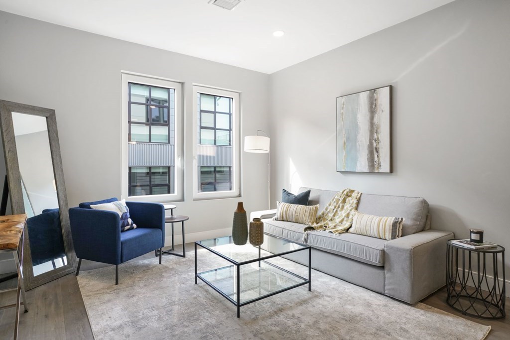 610 Rutherford Ave, Charlestown