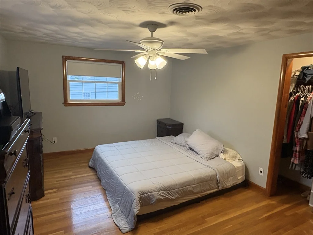 22 Farwell Ave, Hyde Park