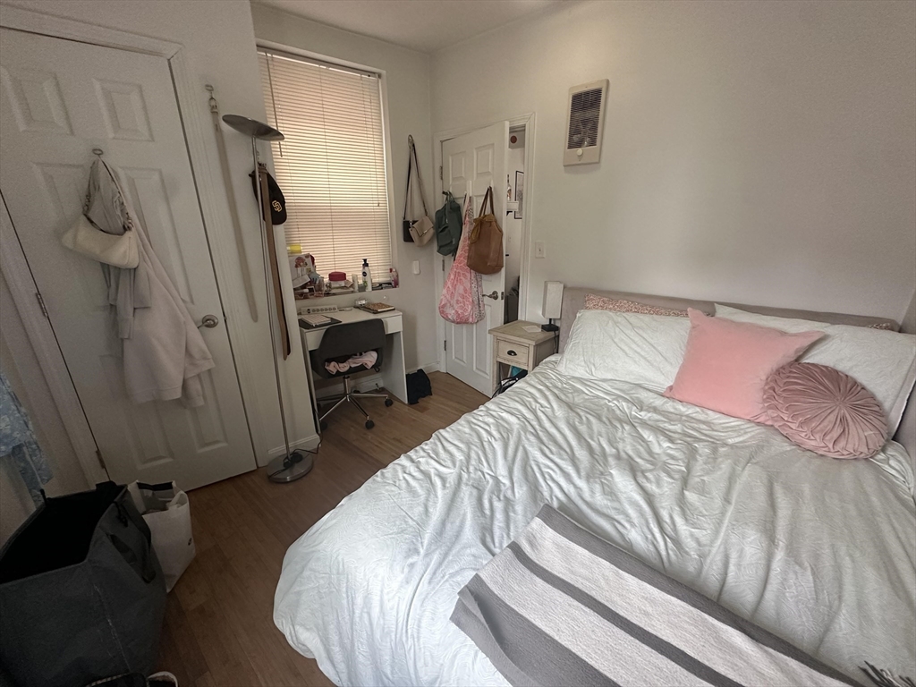 35 N Margin St, North End