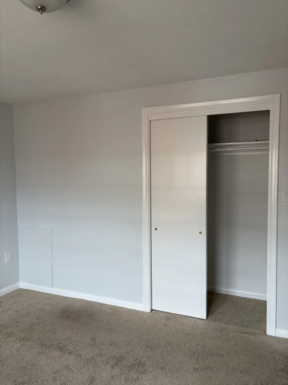 103 Trapelo Rd, Waltham