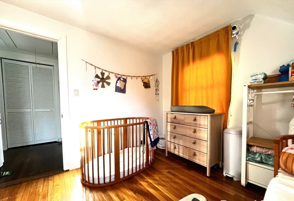 53 Henderson St, Arlington