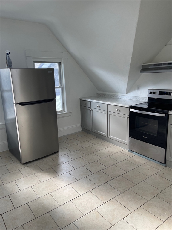 67 Saunders St, Lawrence