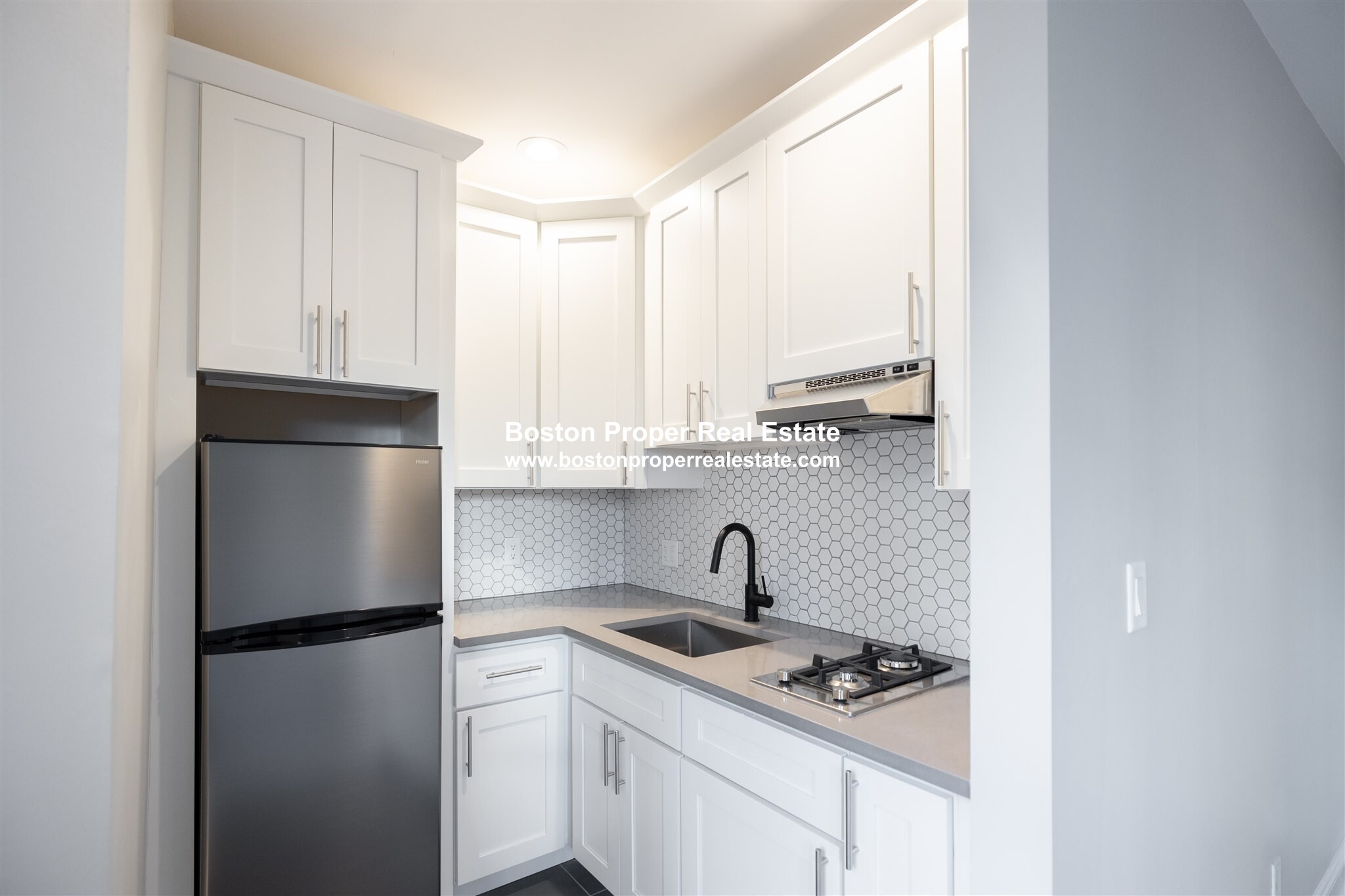 158 Saint Botolph St, Back Bay