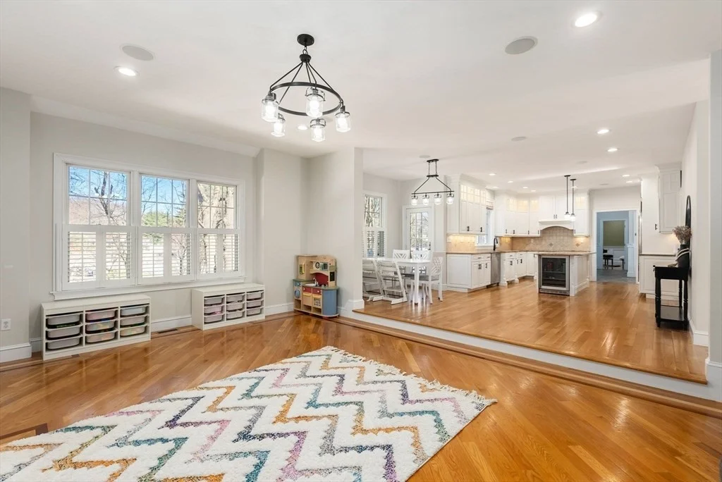 11 Bobolink Rd, Newton Lower Falls