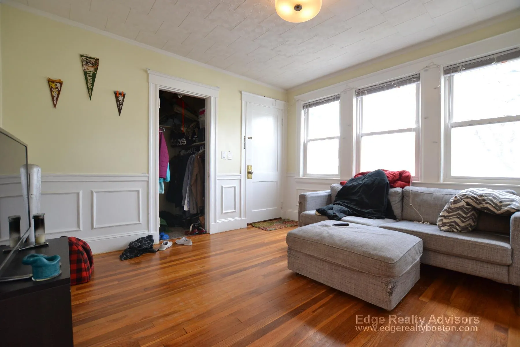 122 Bennett St, Oak Square