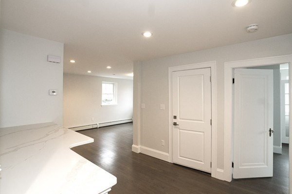 92 Ocean Ave, Swampscott