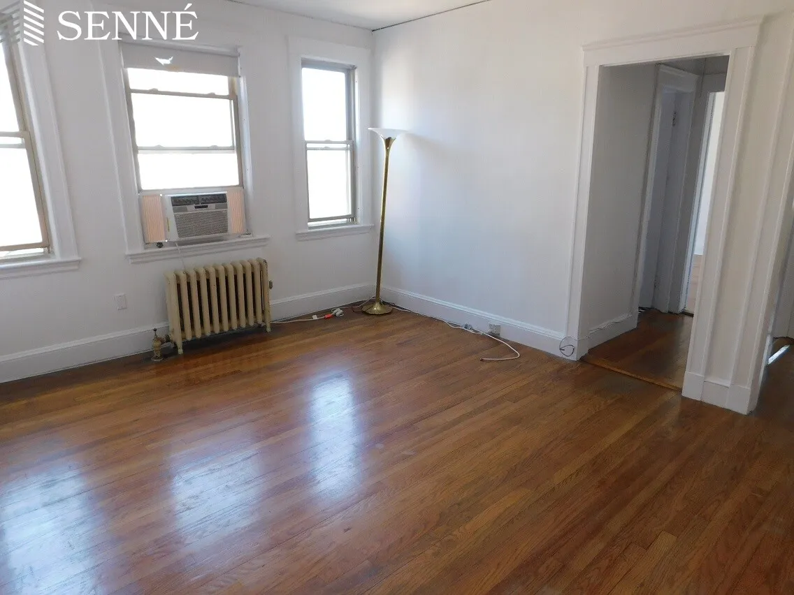 52 Garden St, Neighborhood Nine