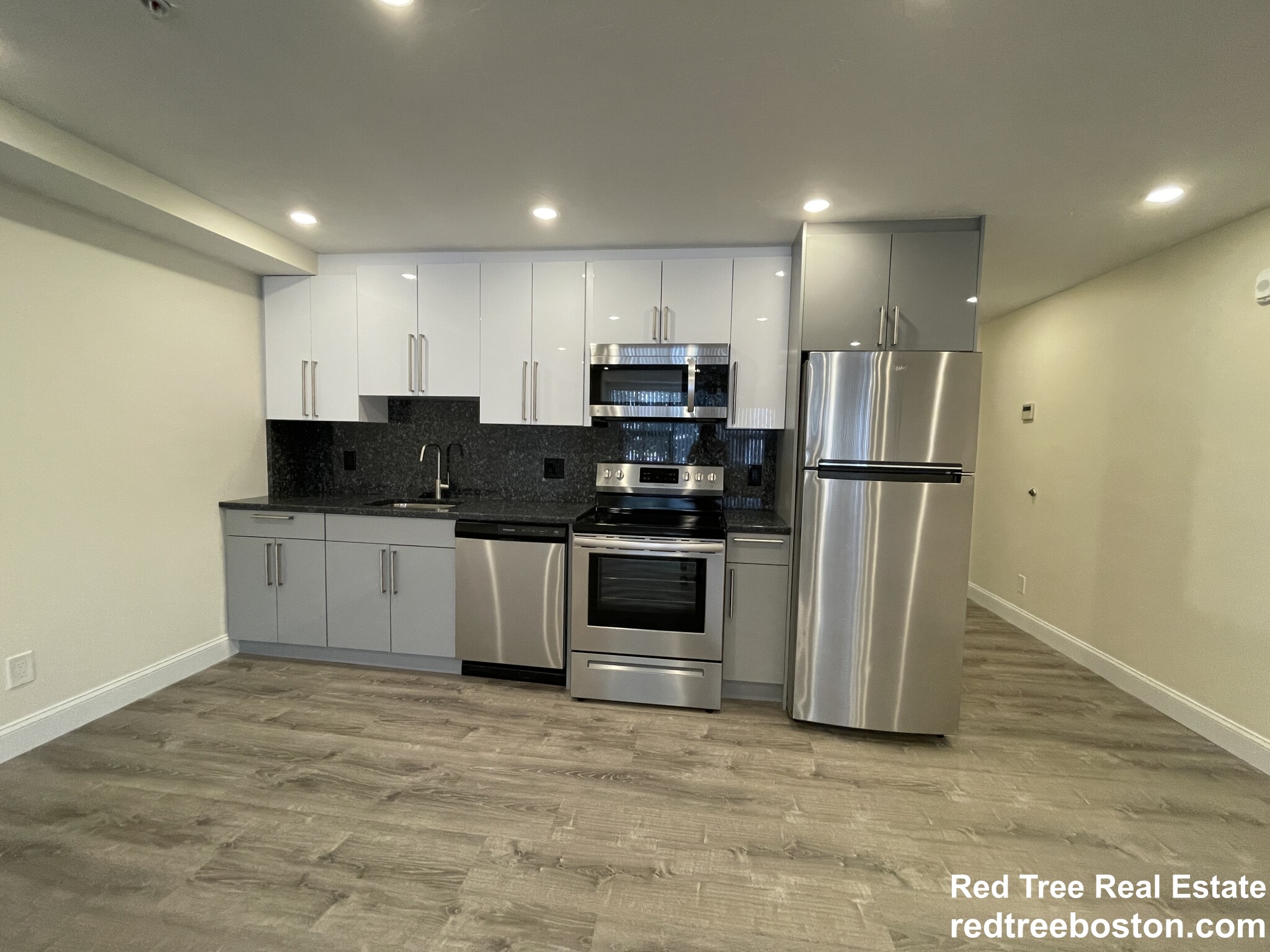 1028 Commonwealth Ave, Boston