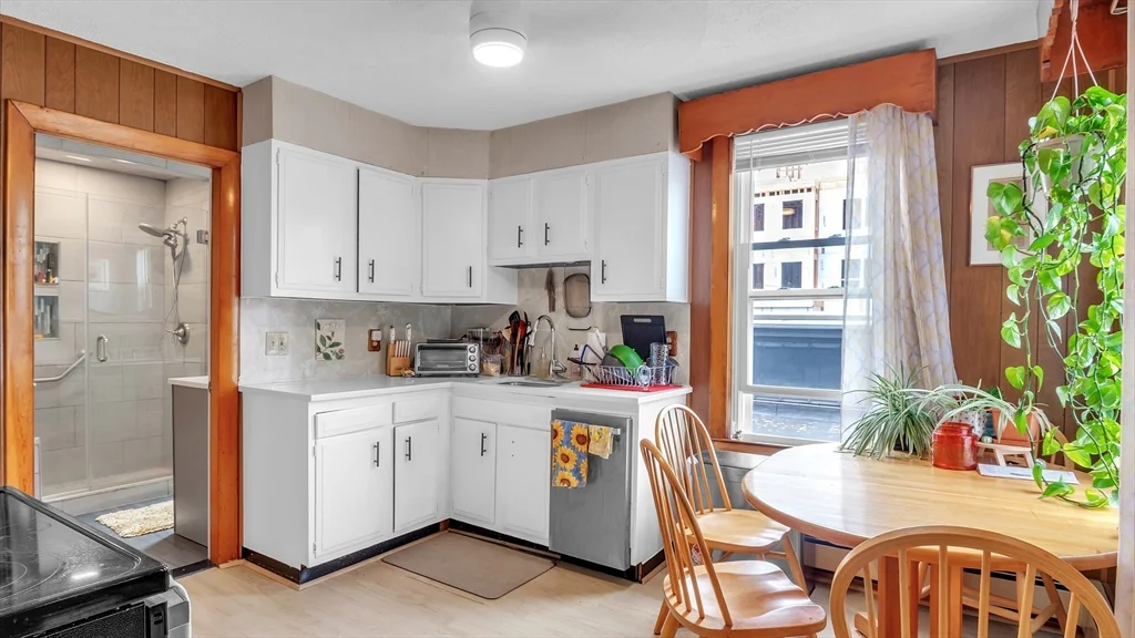 53 Bow, Union Square