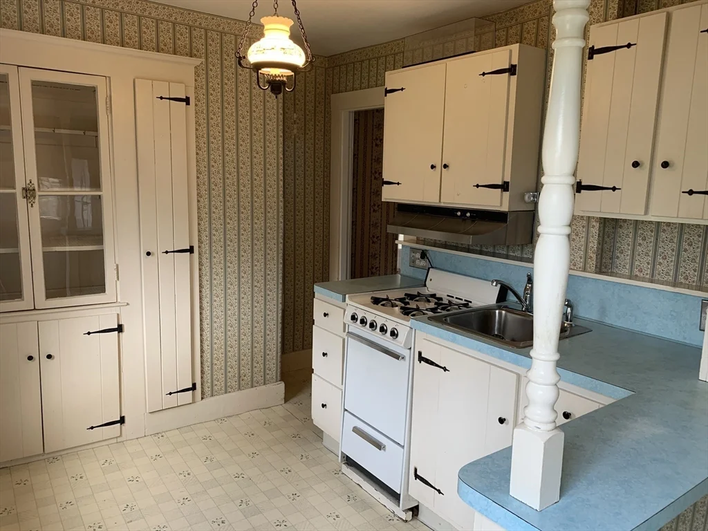 38 Park St, Glenwood
