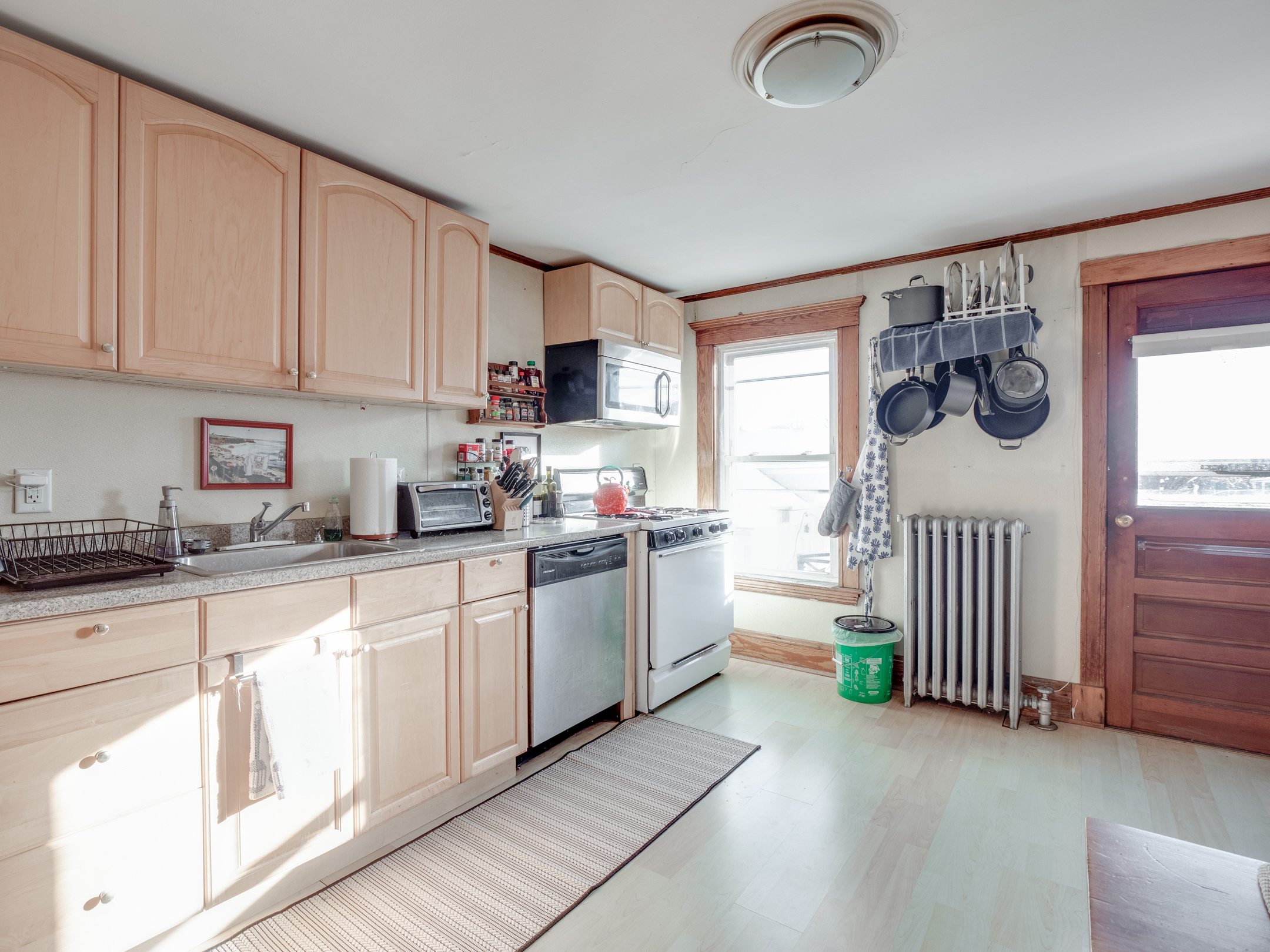 60 Powder House Boulevard, Tufts