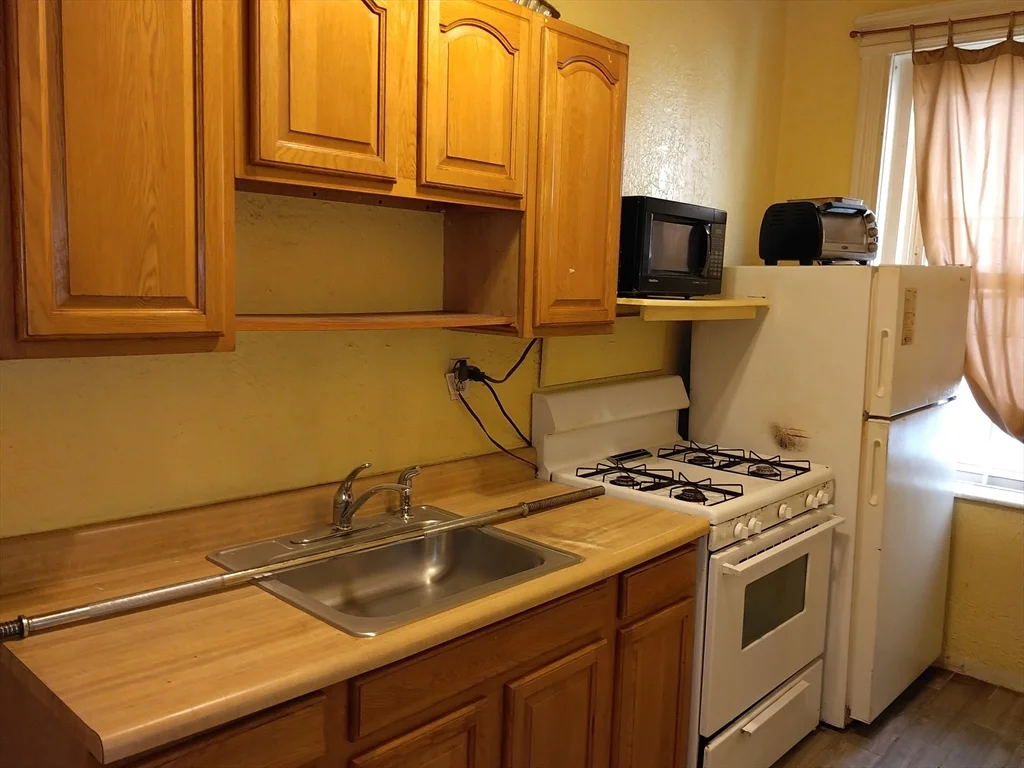 26 Park Vale, Allston