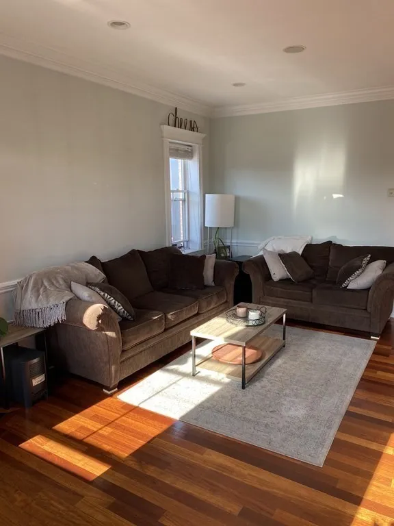 116 W Broadway, South Boston