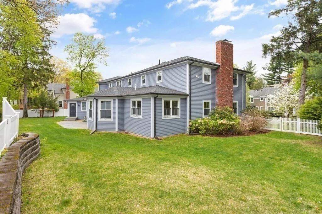 150 Country Club Rd, Oak Hill