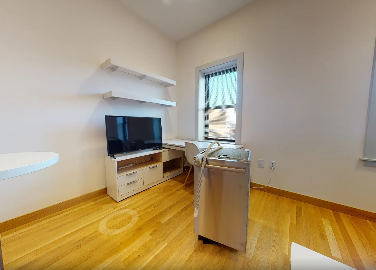 115 Mount Auburn St, Harvard Square