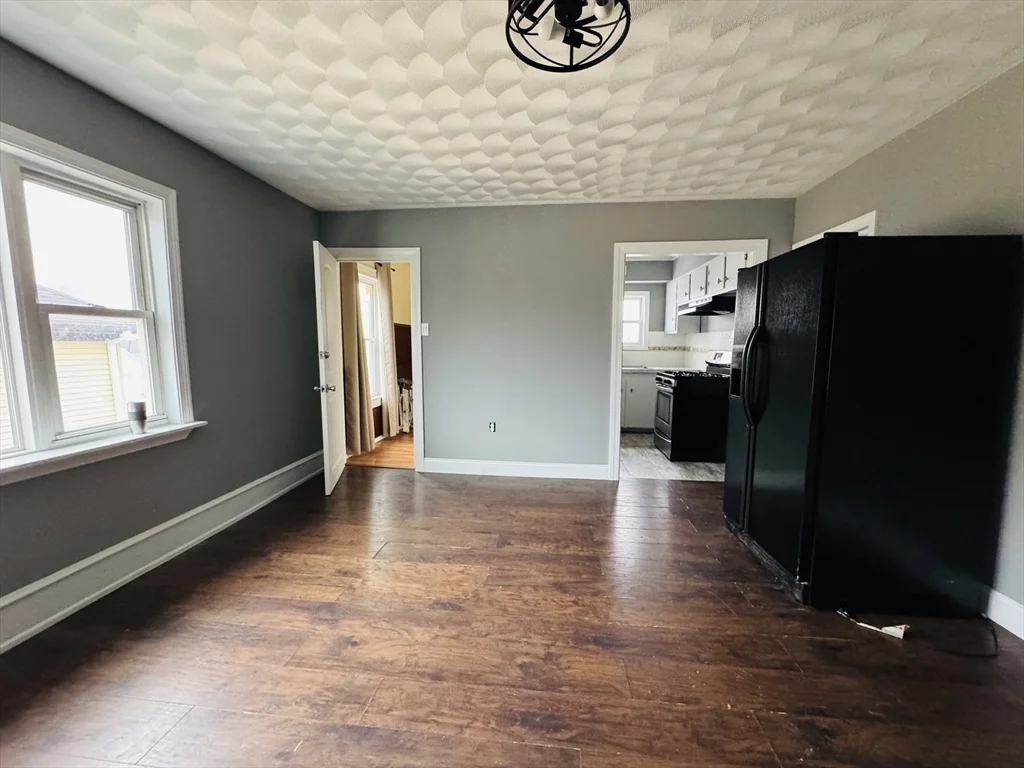 166 Bradford Ave, Fall River