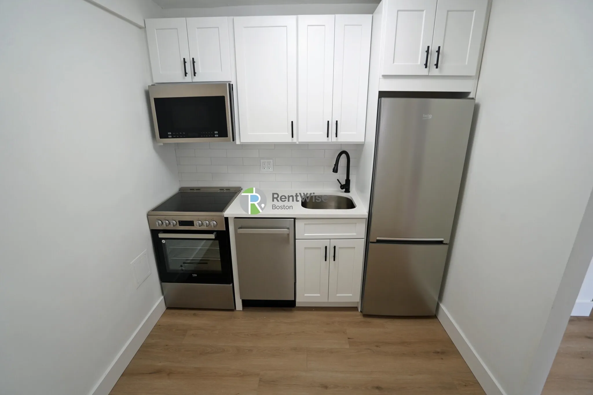 745 East 6th St, South Boston