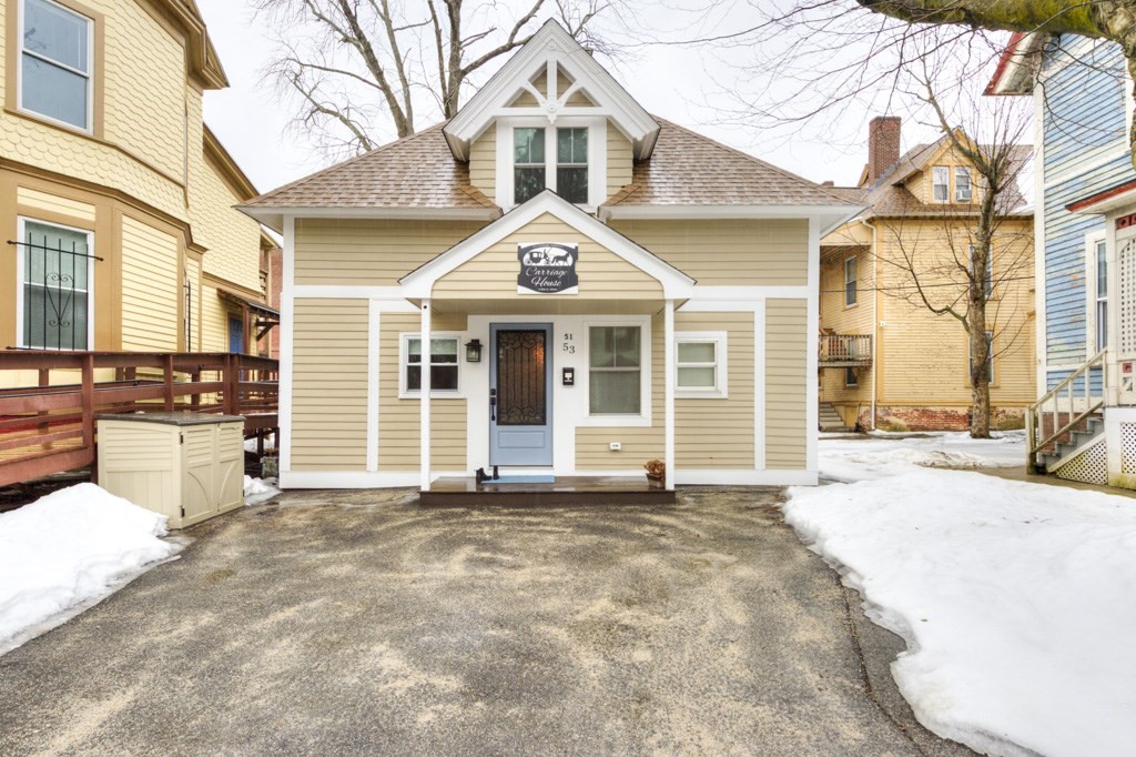 51-A Cedar St, Downtown