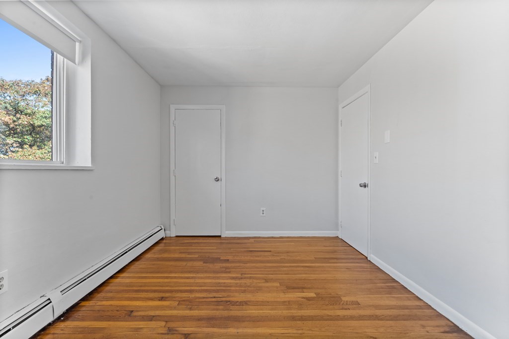 580 Cummins Highway, Mattapan