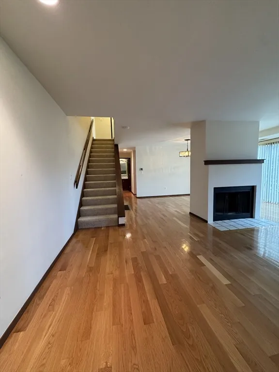 445 Old Stone Brk, Acton