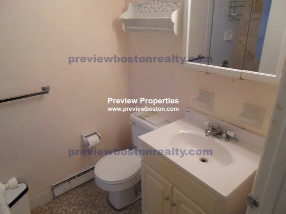 200 Kelton St, Allston