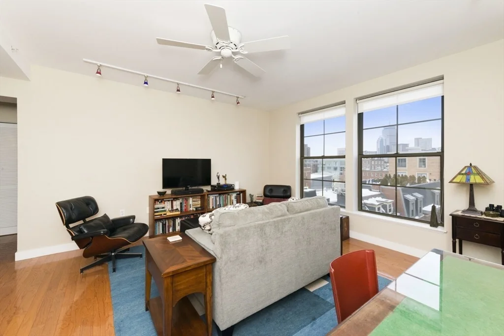 535 Harrison Ave, South End