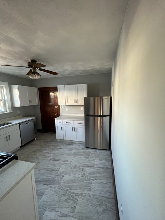 319 Alewife Brooke Pkwy, Teele Square