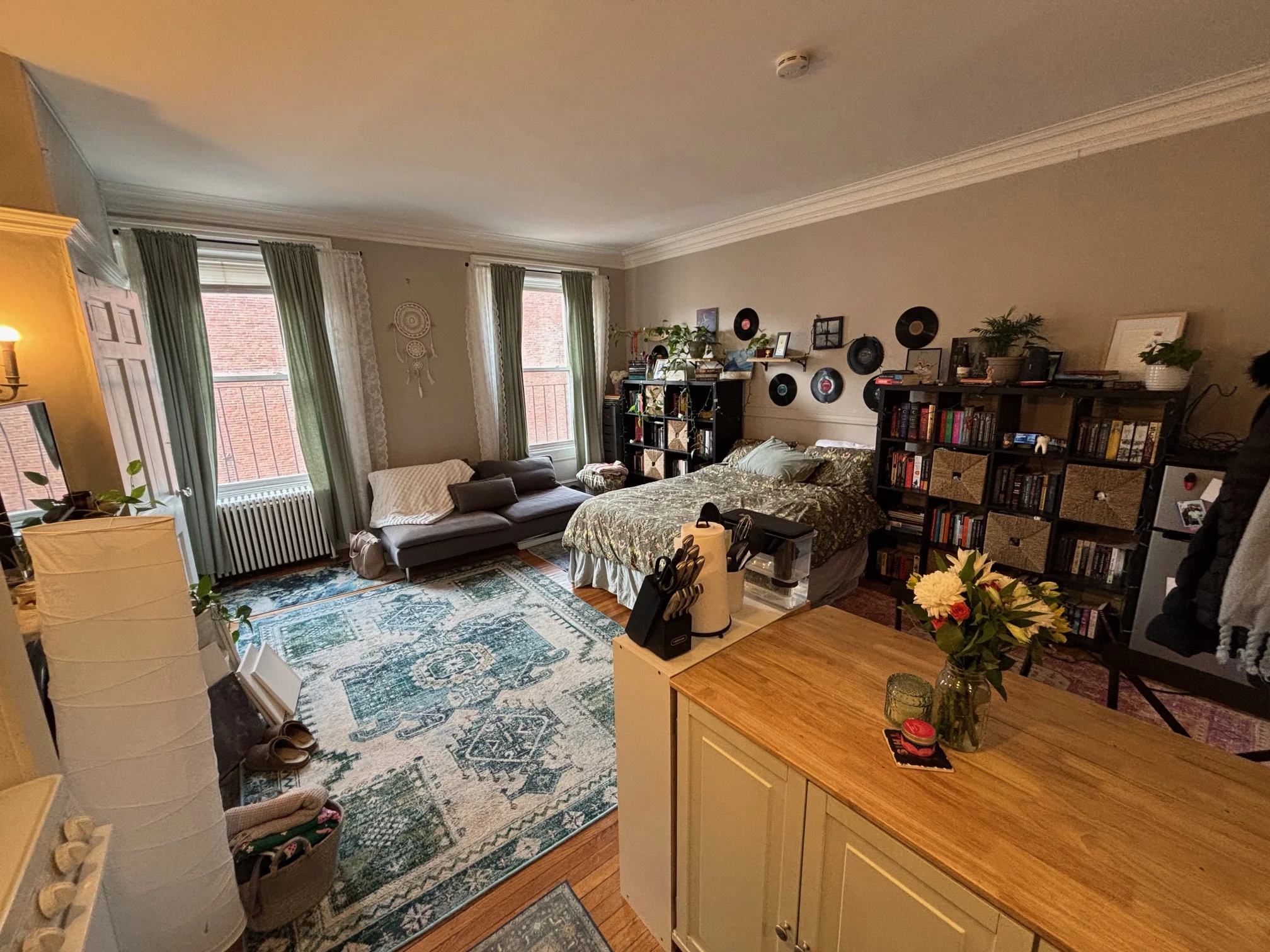 98 Charles St, Beacon Hill