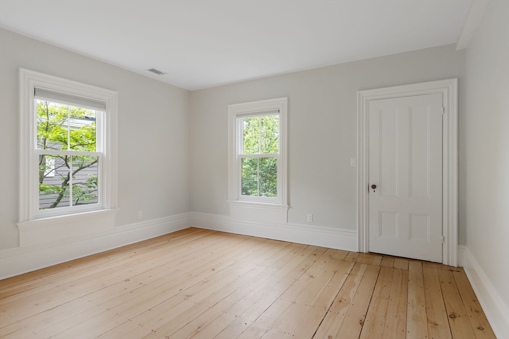 30 Walker St, Cambridge