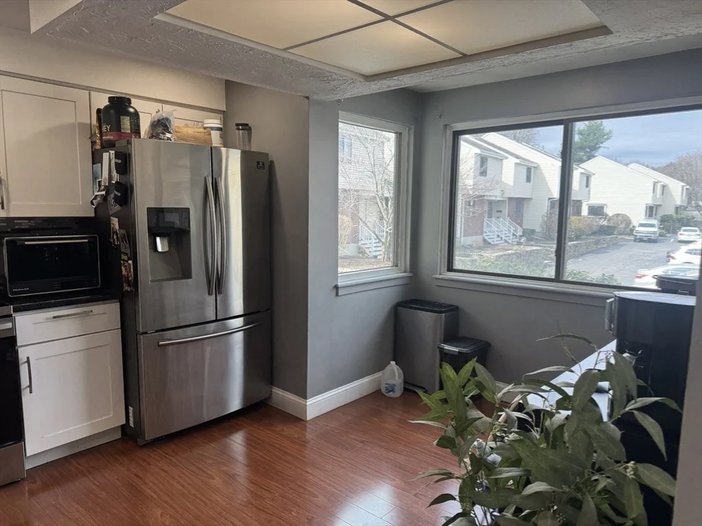 909 Pleasant St, Weymouth