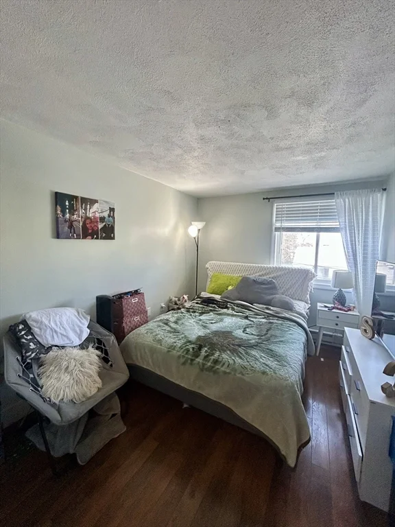 14 Leverett Ave, East Boston