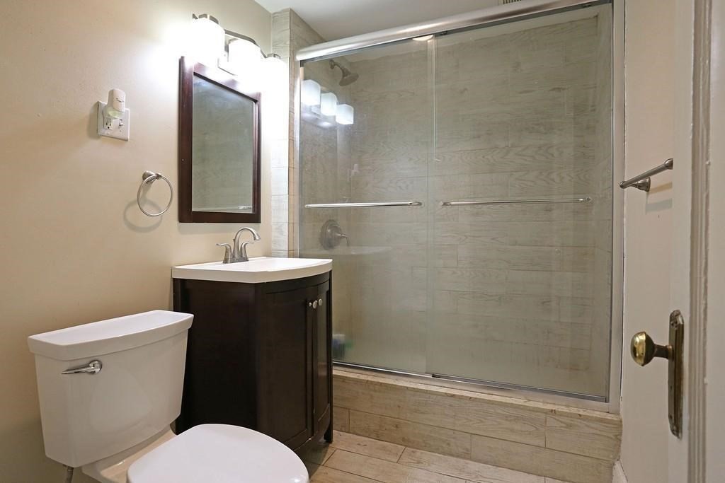 466 Commonwealth Ave, Fenway