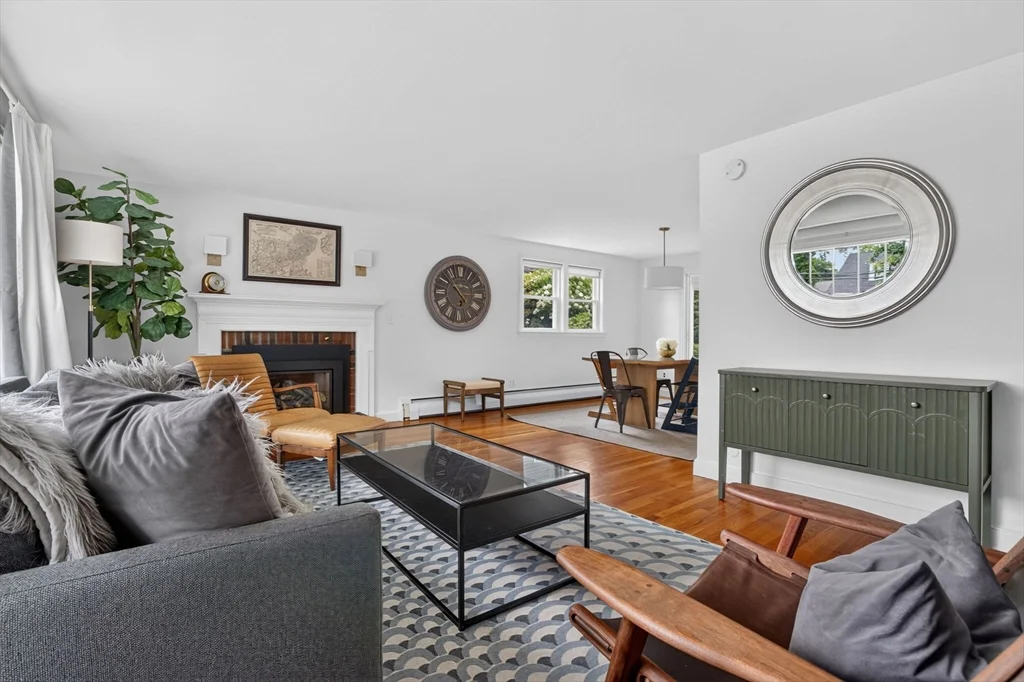 29 Brook St, Wellesley